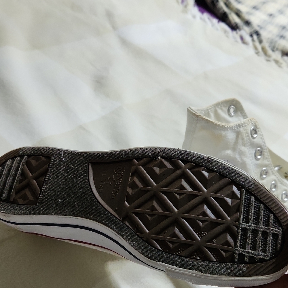 Converse High Tops in Cream with Red and Blue Accents - Picture 2 of 11